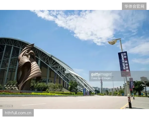 当代明诚集团体育板块回迁武汉，承接亚足联赛事商务开发权，驱动华中体育产业升级